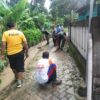 Kapolres Nganjuk Bersama Warga Lakukan Pembersihan Pasca Banjir Sungai Jurang Dandang